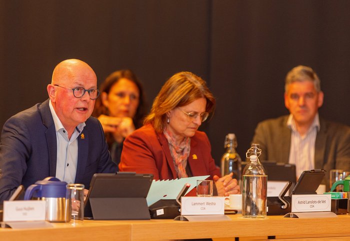 3 personen vergadering