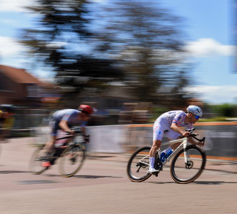 De fietsers van de Acht van Chaam staan symbool voor de energie en richting van onze gemeente. Deze begroting laat zien dat we samen blijven bewegen.