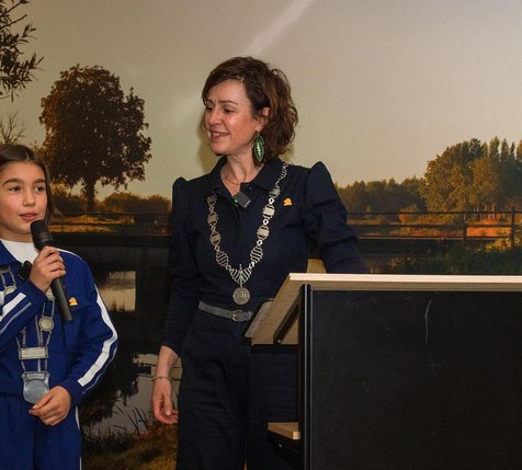 Burgemeesters Lieke en Laïz